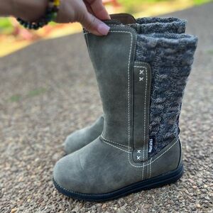 MUK LUKS Women's Stacy boots in gray faux suede with a sweater-knit inset